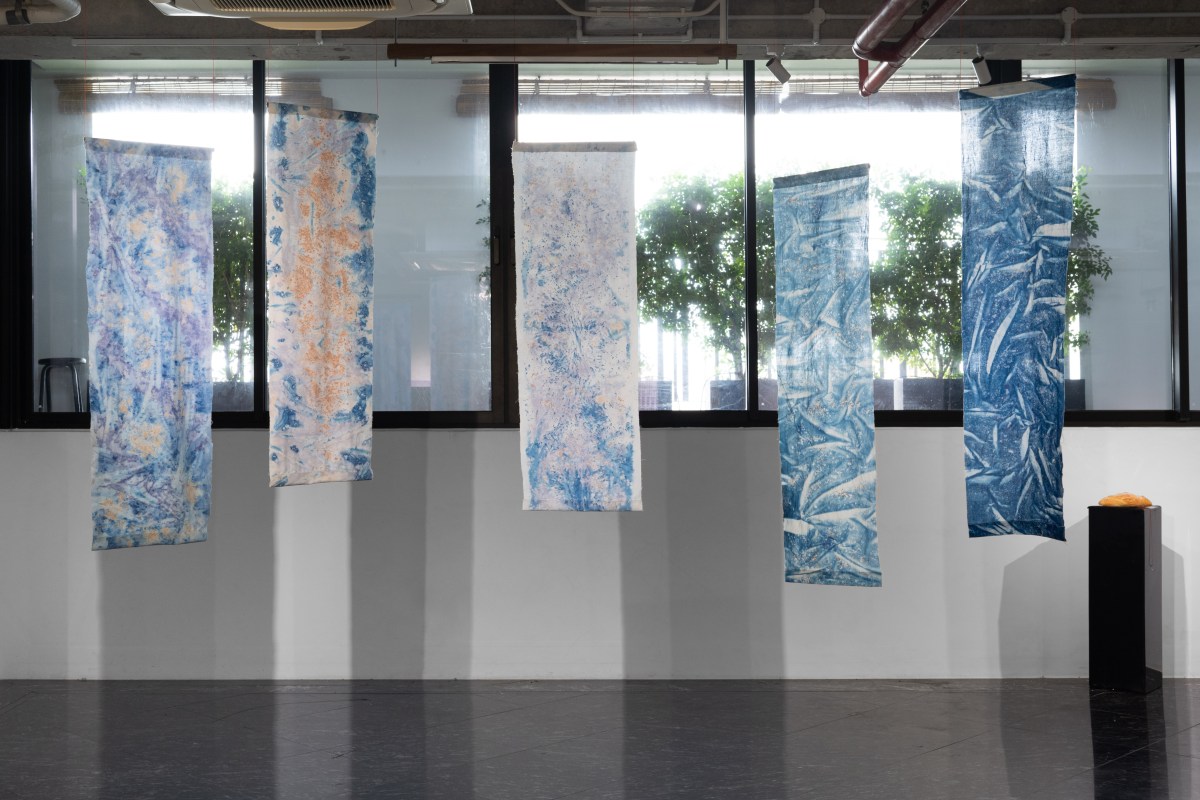 Crossing a Shoreless Sea | Băng qua Trùng dương – Open Studio by Noah&nbsp;Spivak